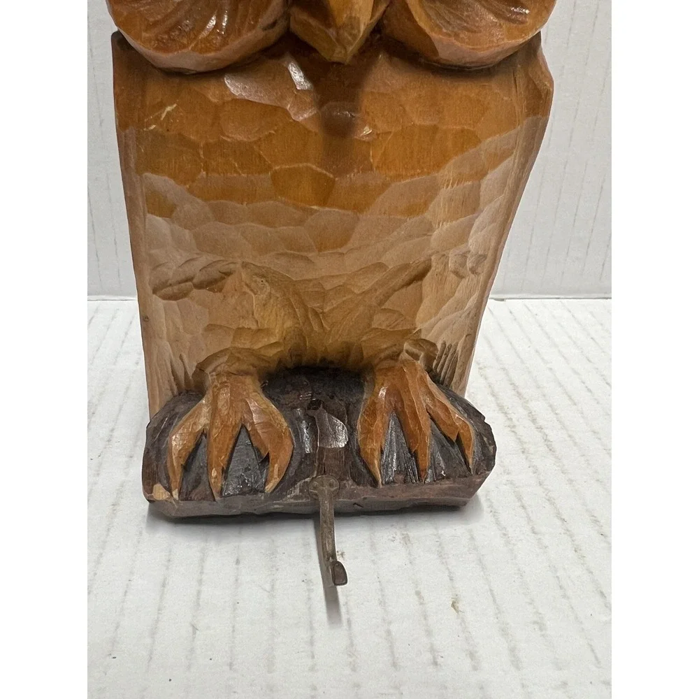 Owl‎ Hand Carved Rustic Vintage Clothes or Shoes Brush holder 6